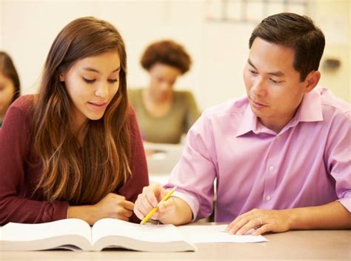 Tutor